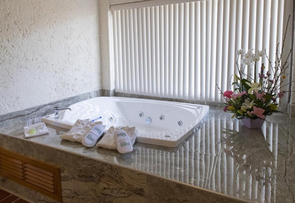 Hosteria Las Quintas Hotel & Spa con jacuzzi privado