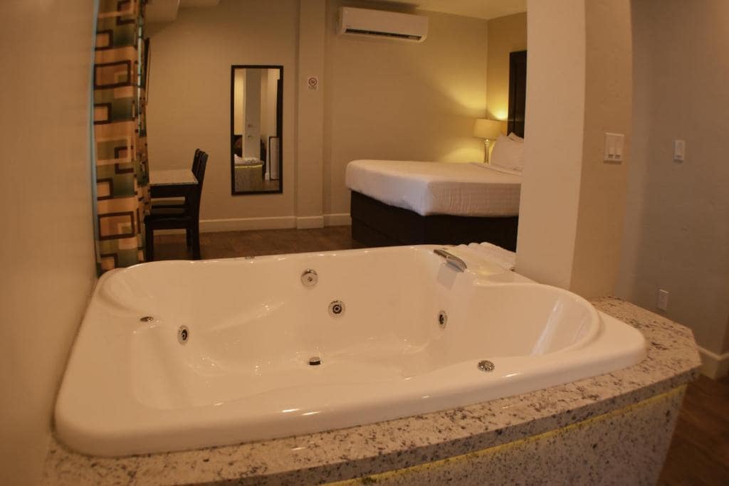 Hotel America con jacuzzi en Tijuana